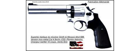 Revolver Smith & Wesson  UMAREX.Mod. 686. CO2 Cal. 4,5 mm. Canon 6'', finition steel (blanc).Ref 12872